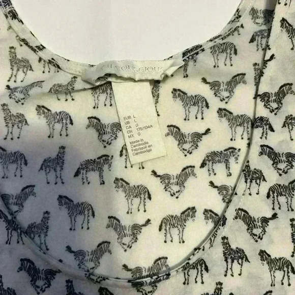 Zebra Tank Top - Picture 2 of 2